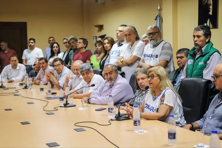 Los gremios universitarios anunciaron un nuevo paro nacional de 48 horas para el próximo martes